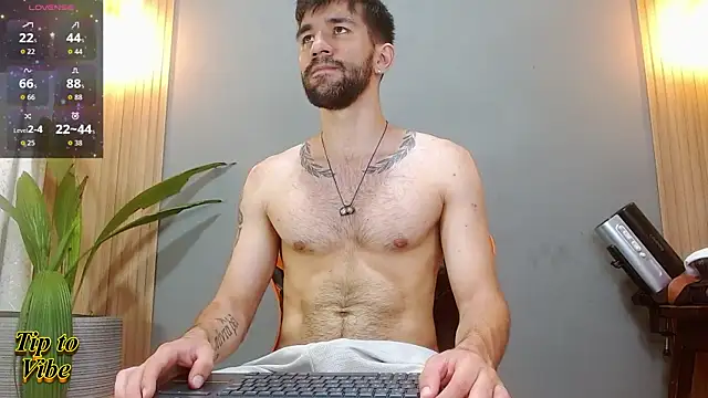 Mr WhiteCock online show from January 14, 11:30 pm