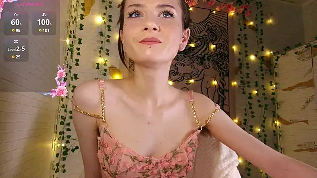 Snapshot of summerhazeee chatting on December 29, 5:12 pm summerhazeee online show from December 29, 5:12 pm