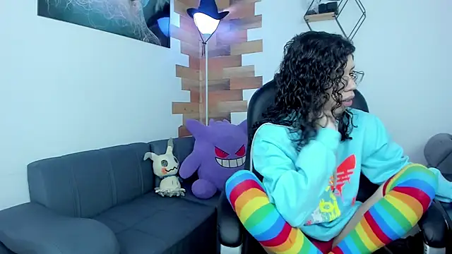 Snapshot of Angel_Dust18 chatting on February 1, 7:55 pm Angel Dust18 online show from February 1, 7:55 pm