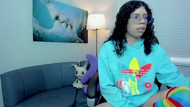 Snapshot of Angel_Dust18 chatting on November 1, 2:55 pm Angel Dust18 online show from November 1, 2:55 pm