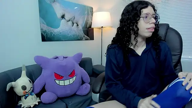 Angel Dust18 online show from December 21, 4:30 pm