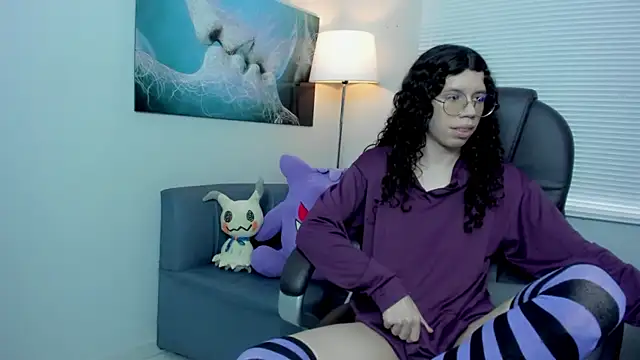 Snapshot of Angel_Dust18 chatting on November 30, 4:08 pm Angel Dust18 online show from November 30, 4:08 pm