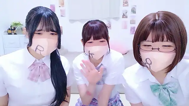 Snapshot of 841_yayoi chatting on June 3, 3:51 am 841 yayoi online show from June 3, 3:51 am