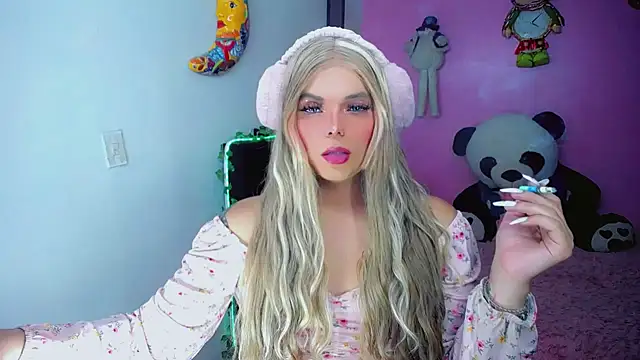 SweetKim21 online show from December 23, 6:34 am