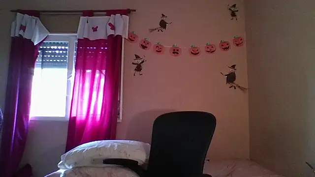 imsohornydacom online show from November 8, 7:39 pm