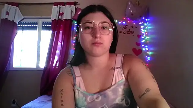 imsohornydacom online show from March 7, 8:47 pm