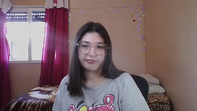 imsohornydacom online show from July 16, 4:37 pm