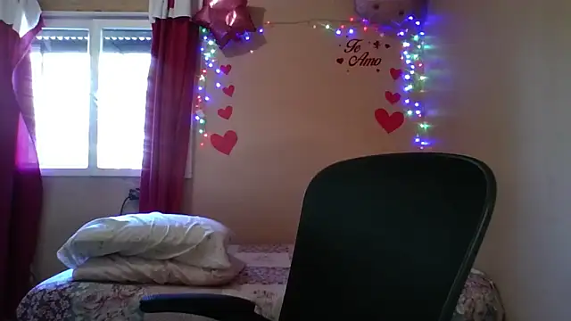 imsohornydacom online show from March 11, 3:50 pm