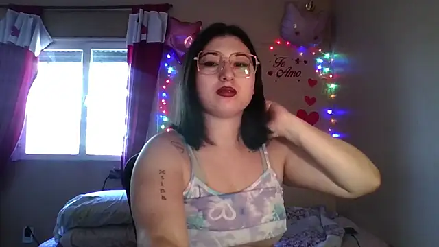 imsohornydacom online show from March 10, 5:17 pm