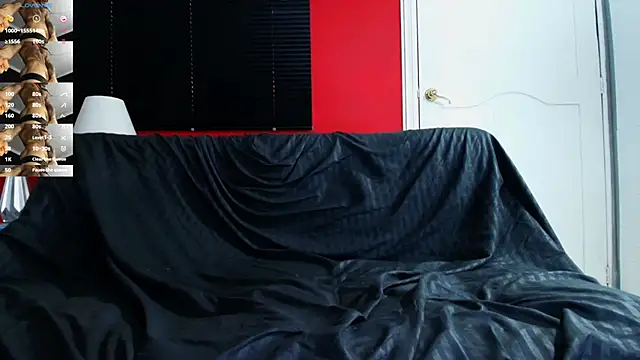 Snapshot of AlexLenox_ chatting on March 17, 4:43 pm AlexLenox online show from March 17, 4:43 pm