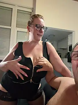 darkmoonsubmissive online show from June 29, 7:24 pm