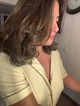 Snapshot of sukhakunis1 chatting on February 28, 6:02 am sukhakunis1 online show from February 28, 6:02 am