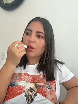 Snapshot of sukhakunis1 chatting on March 1, 5:02 pm sukhakunis1 online show from March 1, 5:02 pm