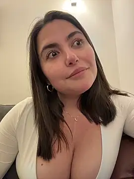 sukhakunis1 online show from April 16, 8:53 pm