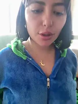 Snapshot of sukhakunis1 chatting on February 23, 1:32 pm sukhakunis1 online show from February 23, 1:32 pm