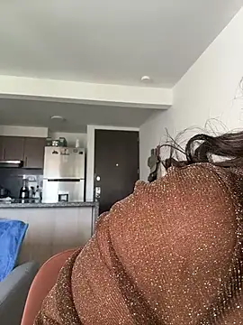 Snapshot of sukhakunis1 chatting on February 5, 3:08 pm sukhakunis1 online show from February 5, 3:08 pm