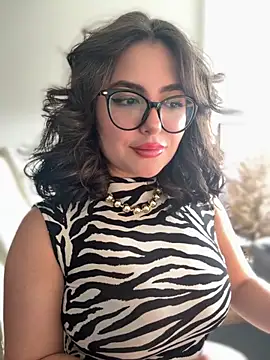 Snapshot of sukhakunis1 chatting on September 18, 4:10 pm sukhakunis1 online show from September 18, 4:10 pm