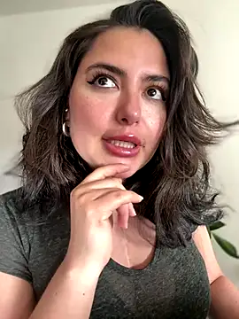 Snapshot of sukhakunis1 chatting on October 27, 5:47 pm sukhakunis1 online show from October 27, 5:47 pm