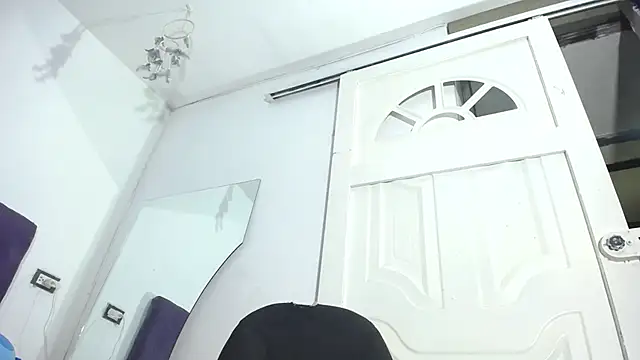 Squirter pussybomb online show from March 18, 8:17 am