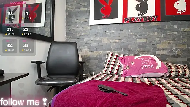 dayadubey  online show from November 5, 8:17 am