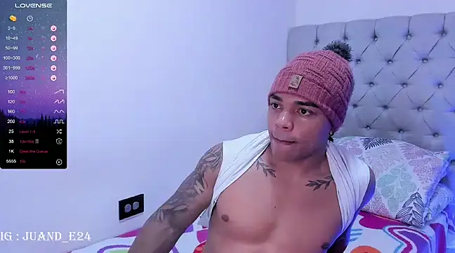 Snapshot of juande_24 chatting on December 16, 5:06 am juande 24 online show from December 16, 5:06 am