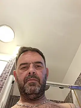 pachapeter online show from April 15, 6:34 pm