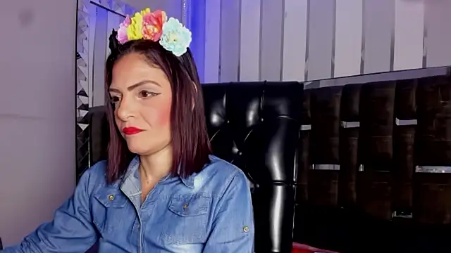 KatteMoss online show from October 18, 4:36 am