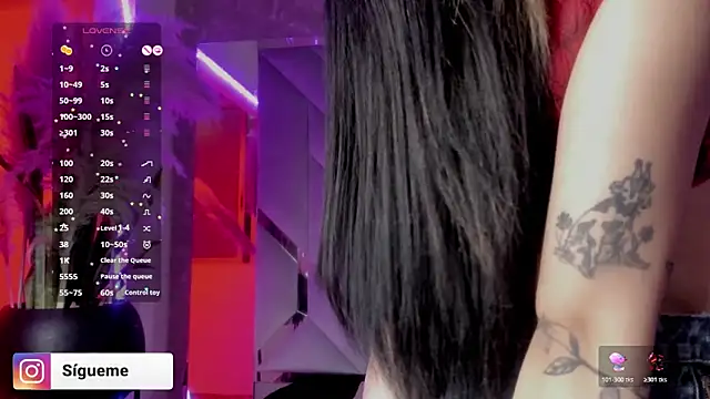 Sara Foxx1 online show from December 3, 9:14 pm