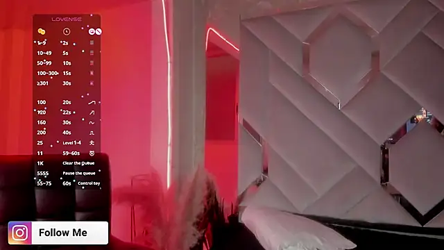 Sara Foxx1 online show from March 28, 6:42 pm