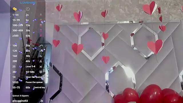 Snapshot of Sara_Foxx1 chatting on February 15, 10:00 am Sara Foxx1 online show from February 15, 10:00 am