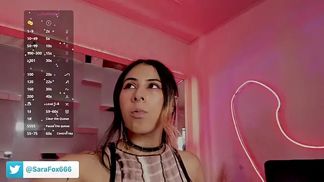 Sara Foxx1 online show from April 15, 9:37 pm