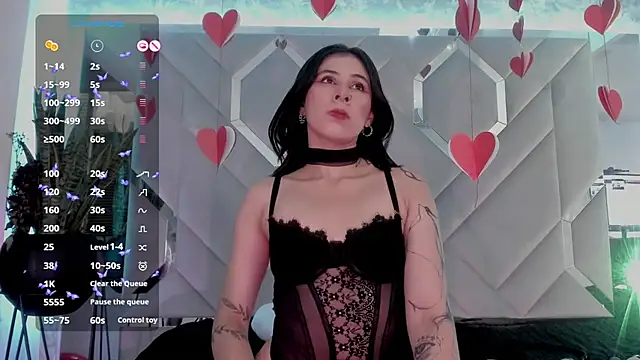 Snapshot of Sara_Foxx1 chatting on February 15, 8:23 pm Sara Foxx1 online show from February 15, 8:23 pm