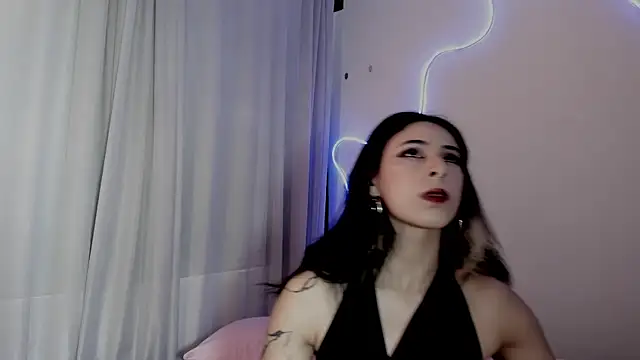 Sara Foxx1 online show from July 4, 8:46 pm