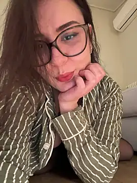 Its Jade online show from March 19, 3:45 pm