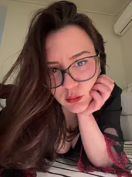 Its Jade online show from March 26, 3:54 pm