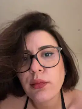 Its Jade online show from March 22, 3:02 pm