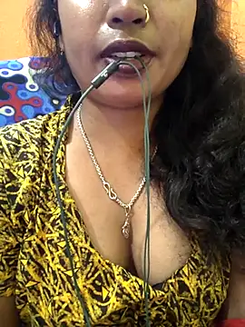 Snapshot of jasss-11 chatting on October 3, 6:31 pm jasss-11 online show from October 3, 6:31 pm