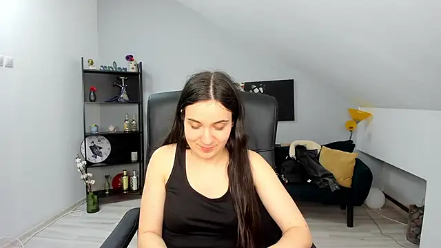 Snapshot of MelissaWiliam chatting on March 21, 5:02 pm MelissaWiliam online show from March 21, 5:02 pm