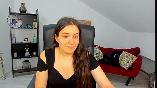 Snapshot of MelissaWiliam chatting on July 15, 11:17 am MelissaWiliam online show from July 15, 11:17 am