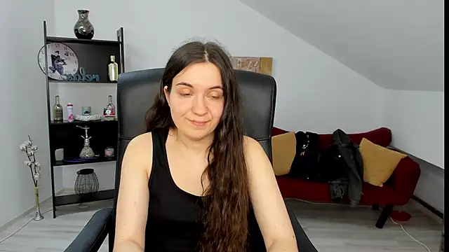 MelissaWiliam online show from May 11, 2:45 pm