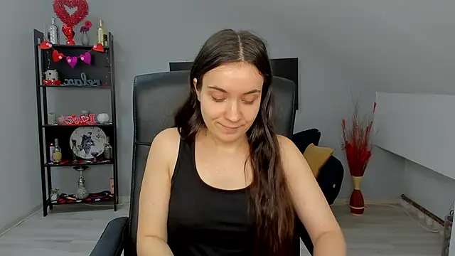 Snapshot of MelissaWiliam chatting on February 13, 12:27 pm MelissaWiliam online show from February 13, 12:27 pm