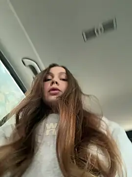 nicole111 online show from February 10, 6:56 am