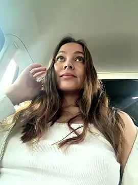 nicole111 online show from April 18, 12:51 pm