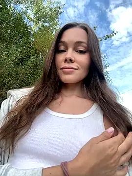 Snapshot of nicole111 chatting on September 14, 12:05 pm nicole111 online show from September 14, 12:05 pm