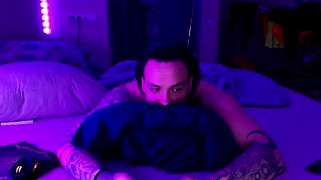 baphomet from ice online show from April 14, 5:51 pm