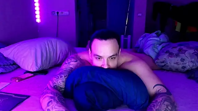 baphomet from ice online show from April 16, 1:23 pm