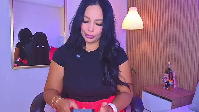 Dakota diaz  online show from March 29, 7:37 pm