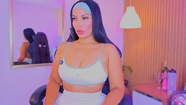 Dakota diaz  online show from April 13, 7:07 pm