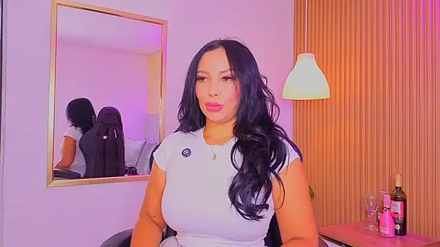 Dakota diaz  online show from April 21, 7:31 pm