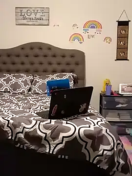 cosmicgoddess369 online show from March 21, 12:07 am